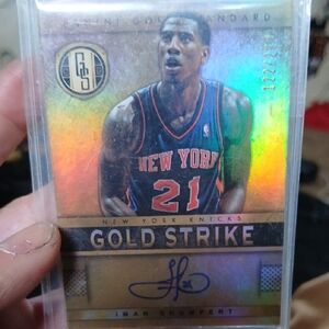 Gold Strike Basketball Trading Card